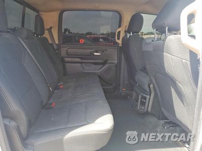 Zdjęcie 10 z 12 samochodu: 2020 RAM 1500 TRADESMAN VIN:1C6SRFGT8LN312812 - miniatura