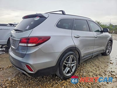 Trzecie zdjęcie samochodu z tyłu: 2017 HYUNDAI SANTA FE SE ULTIMATE VIN:KM8SR4HF7HU167969 - miniatura