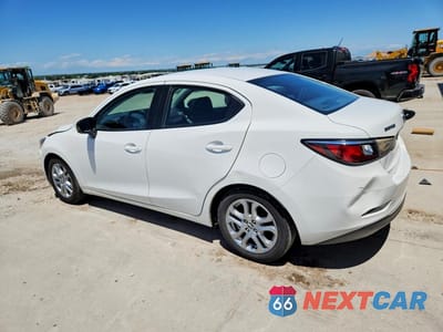 Drugie zdjęcie samochodu z przodu: 2016 SCION IA BASE VIN:3MYDLBZV8GY110461 - miniatura
