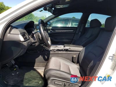 Zdjęcie 7 z 12 samochodu: 2020 HONDA ACCORD SPORT VIN:1HGCV1F32LA019641 - miniatura
