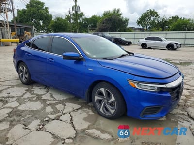 Czwarte zdjęcie samochodu z boku: 2020 HONDA INSIGHT EX VIN:19XZE4F54LE000114 - miniatura