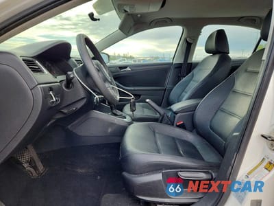 Zdjęcie 7 z 13 samochodu: 2011 VOLKSWAGEN JETTA SE VIN:3VWDZ7AJ8BM375154 - miniatura