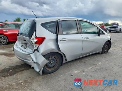 Trzecie zdjęcie samochodu z tyłu: 2016 NISSAN VERSA NOTE SV VIN:3N1CE2CP2GL367887 - miniatura