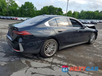 Trzecie zdjęcie samochodu z tyłu: 2024 BMW 530 XI VIN:WBA53FJ04RCS52275 - miniatura