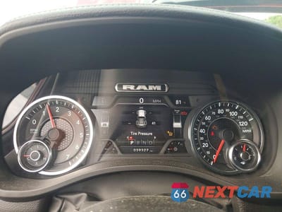 Zdjęcie 9 z 13 samochodu: 2024 RAM 1500 LARAMIE VIN:1C6SRFJT1RN182387 - miniatura