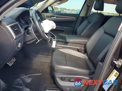 Zdjęcie 7 z 13 samochodu: 2021 VOLKSWAGEN ATLAS SE VIN:1V2PR2CA3MC522581 - miniatura
