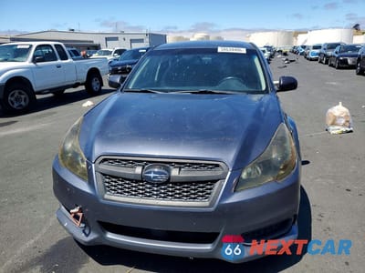 Piąte zdjęcie samochodu w środku: 2014 SUBARU LEGACY 2.5I PREMIUM VIN:4S3BMBC69E3026806 - miniatura
