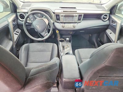 Zdjęcie 8 z 14 samochodu: 2014 TOYOTA RAV4 XLE VIN:2T3WFREV8EW121198 - miniatura