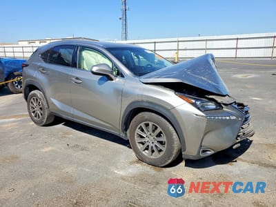 Czwarte zdjęcie samochodu z boku: 2017 LEXUS NX 200T BASE VIN:JTJYARBZ3H2079001 - miniatura
