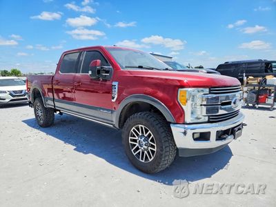 Czwarte zdjęcie samochodu z boku: 2017 FORD F250 SUPER DUTY VIN:1FT7W2BT9HEC30263 - miniatura
