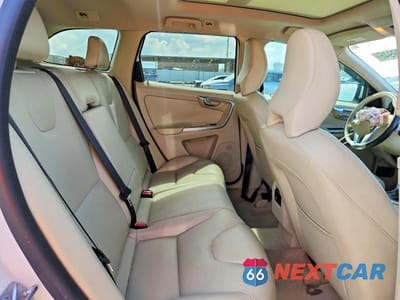 Zdjęcie 11 z 13 samochodu: 2015 VOLVO XC60 T6 PREMIER VIN:YV449MDK9F2637196 - miniatura