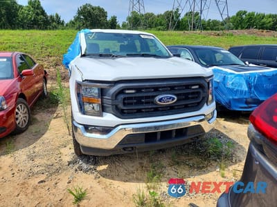 Piąte zdjęcie samochodu w środku: 2023 FORD F150 SUPERCREW VIN:1FTEW1EP3PKF38285 - miniatura