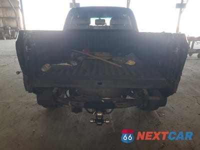 Zdjęcie 6 z 13 samochodu: 2005 TOYOTA TACOMA DOUBLE CAB PRERUNNER LONG BED VIN:5TEKU72N35Z119859 - miniatura
