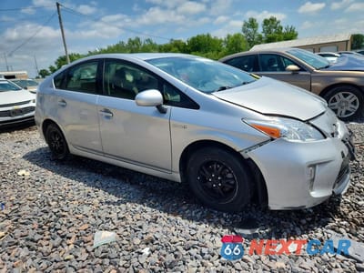 Czwarte zdjęcie samochodu z boku: 2015 TOYOTA PRIUS TWO VIN:JTDKN3DU9F1992750 - miniatura