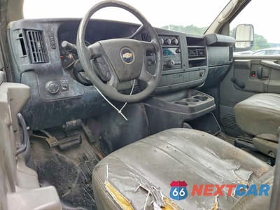 Zdjęcie 8 z 13 samochodu: 2009 CHEVROLET EXPRESS G1500 VIN:1GCFG15X691155189 - miniatura