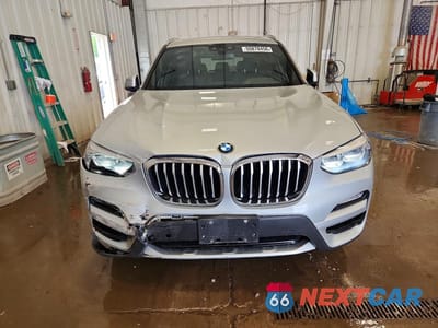 Piąte zdjęcie samochodu w środku: 2019 BMW X3 XDRIVE30I VIN:5UXTR9C51KLE17211 - miniatura