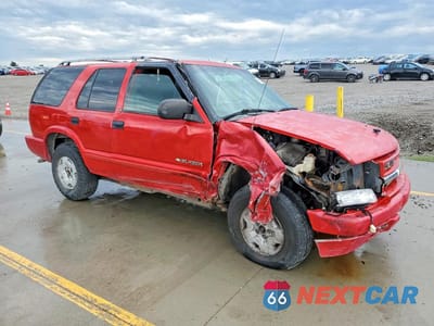 Czwarte zdjęcie samochodu z boku: 2003 CHEVROLET BLAZER VIN:1GNDT13X73K136567 - miniatura