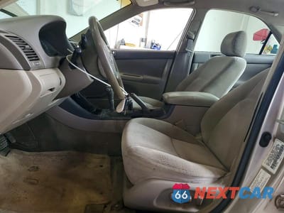Zdjęcie 7 z 12 samochodu: 2003 TOYOTA CAMRY LE V6 VIN:4T1BF32K83U044845 - miniatura