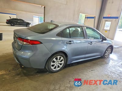 Trzecie zdjęcie samochodu z tyłu: 2022 TOYOTA COROLLA LE VIN:5YFEPMAE4NP380346 - miniatura