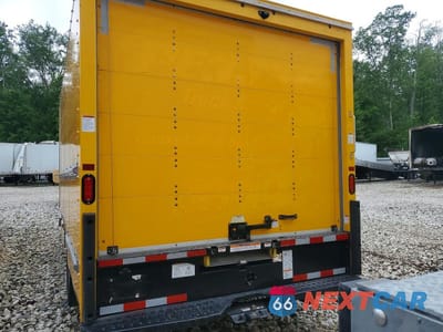Zdjęcie 6 z 13 samochodu: 2023 GMC SAVANA BOX TRUCK VIN:7GZ37TC74PN002028 - miniatura