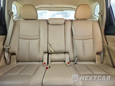 Zdjęcie 10 z 13 samochodu: 2015 NISSAN ROGUE SL VIN:5N1AT2MT8FC815318 - miniatura