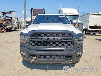 Piąte zdjęcie samochodu w środku: 2023 RAM 3500 TRADESMAN VIN:3C63RRGL3PG542066 - miniatura