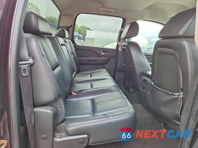 Zdjęcie 10 z 12 samochodu: 2008 CHEVROLET SILVERADO K1500 VIN:2GCEK13J781299271 - miniatura