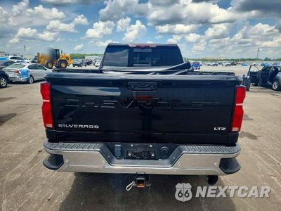 Zdjęcie 6 z 12 samochodu: 2024 CHEVROLET SILVERADO K3500 LTZ VIN:2GC4YUEY4R1112480 - miniatura