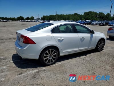 Trzecie zdjęcie samochodu z tyłu: 2018 VOLVO S60 PLATINUM VIN:LYV402TM5JB171942 - miniatura