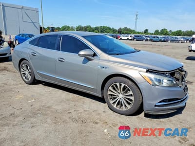 Czwarte zdjęcie samochodu z boku: 2017 BUICK LACROSSE PREFERRED VIN:1G4ZN5SS7HU189640 - miniatura
