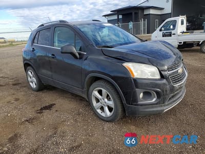 Czwarte zdjęcie samochodu z boku: 2015 CHEVROLET TRAX LTZ VIN:3GNCJTSB8FL121789 - miniatura