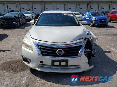Piąte zdjęcie samochodu w środku: 2013 NISSAN ALTIMA 2.5 VIN:1N4AL3AP6DN408283 - miniatura