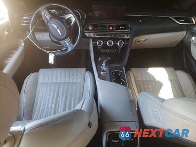Zdjęcie 8 z 12 samochodu: 2022 GENESIS G70 2.0T VIN:KMTG34TA4NU103506 - miniatura
