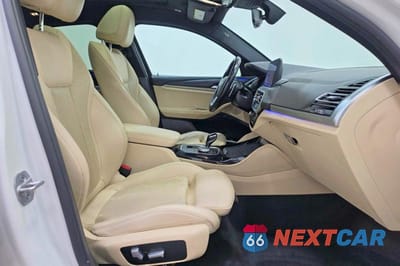 Piąte zdjęcie samochodu w środku: 2022 BMW X4 XDRIVE30I VIN:5UX33DT03N9K23609 - miniatura