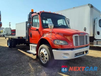Trzecie zdjęcie samochodu z tyłu: 2018 FREIGHTLINER M2 106 MEDIUM DUTY VIN:3ALACWFC5JDJK0339 - miniatura
