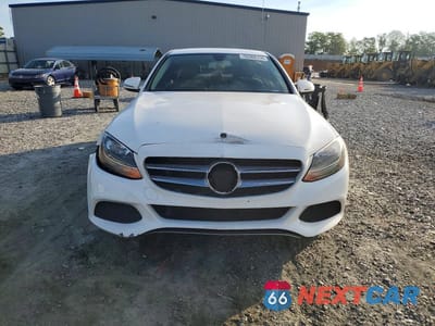 Piąte zdjęcie samochodu w środku: 2016 MERCEDES-BENZ C 300 VIN:55SWF4JB6GU174732 - miniatura