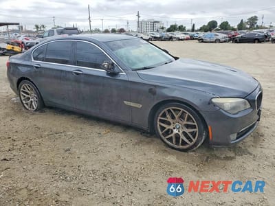 Czwarte zdjęcie samochodu z boku: 2011 BMW 750 XI VIN:WBAKC6C54BC394238 - miniatura