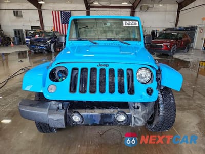 Piąte zdjęcie samochodu w środku: 2018 JEEP WRANGLER UNLIMITED SAHARA VIN:1C4BJWEG0JL826202 - miniatura