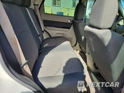 Zdjęcie 11 z 13 samochodu: 2011 MAZDA TRIBUTE I VIN:4F2CY0C77BKM07254 - miniatura