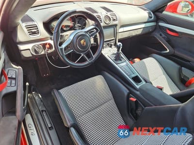 Zdjęcie 8 z 13 samochodu: 2016 PORSCHE CAYMAN GT4 VIN:WP0AC2A82GK192399 - miniatura