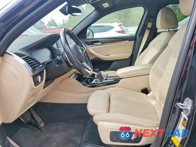Zdjęcie 7 z 12 samochodu: 2021 BMW X4 VIN:5UX2V1C01M9E46284 - miniatura