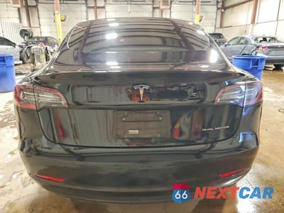 Zdjęcie 6 z 12 samochodu: 2022 TESLA MODEL 3 VIN:5YJ3E1EB8NF272108 - miniatura