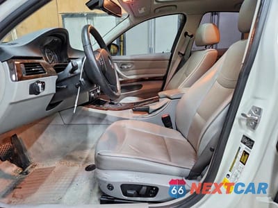 Zdjęcie 7 z 12 samochodu: 2011 BMW 328 XI SULEV VIN:WBAPK5C56BA662186 - miniatura