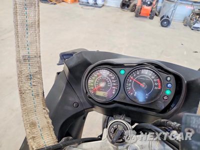 Zdjęcie 8 z 10 samochodu: 2007 KAWASAKI EX650 A VIN:JKAEXEA157A024976 - miniatura