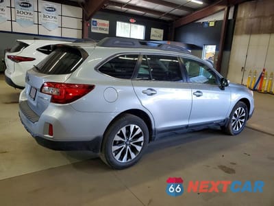 Trzecie zdjęcie samochodu z tyłu: 2017 SUBARU OUTBACK 2.5I LIMITED VIN:4S4BSANC9H3338336 - miniatura