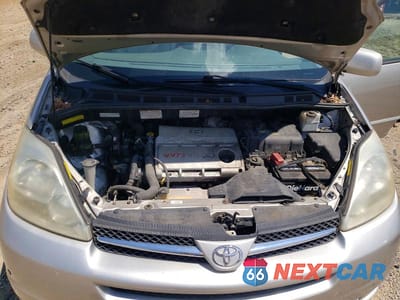 Zdjęcie 12 z 13 samochodu: 2005 TOYOTA SIENNA XLE LIMITED 7 PASSENGER VIN:5TDBA22C05S044108 - miniatura