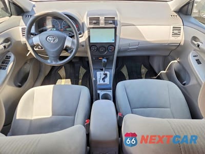 Zdjęcie 8 z 12 samochodu: 2010 TOYOTA COROLLA LE VIN:1NXBU4EE7AZ356959 - miniatura