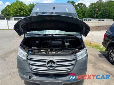 Zdjęcie 7 z 10 samochodu: 2019 MERCEDES-BENZ SPRINTER 2500 VIN:WD4PF1CD3KP150623 - miniatura