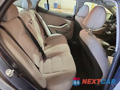 Zdjęcie 10 z 12 samochodu: 2015 KIA OPTIMA LX VIN:5XXGM4A77FG482205 - miniatura