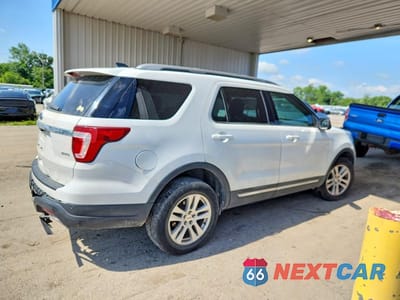 Trzecie zdjęcie samochodu z tyłu: 2018 FORD EXPLORER VIN:1FM5K8D8XJGA61956 - miniatura